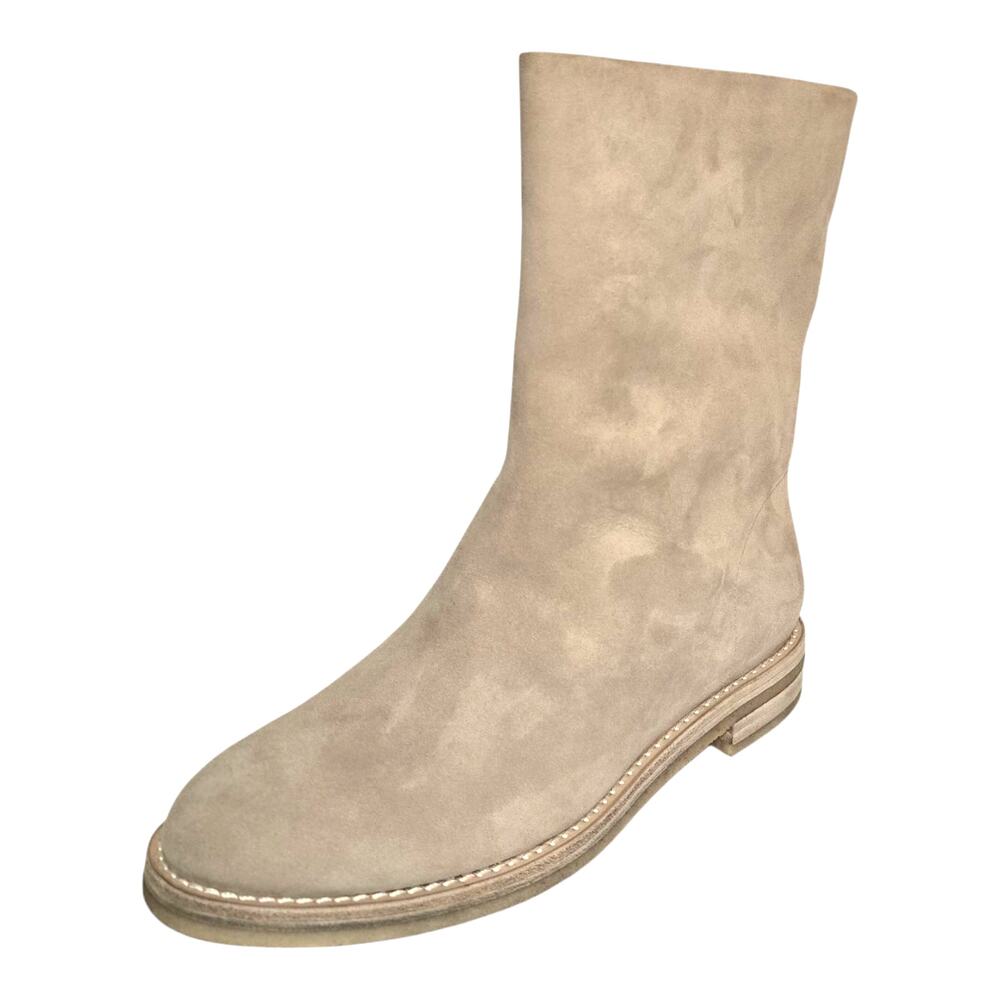 Tamara Mellon Off Duty Suede Boots in Sand Crepe Rubber Flat Sole Size 39 US 9